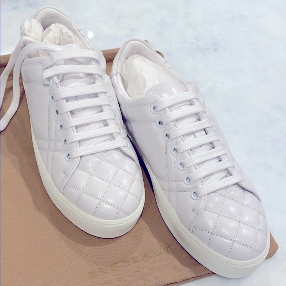 Burberry brand new quilted sneaker
